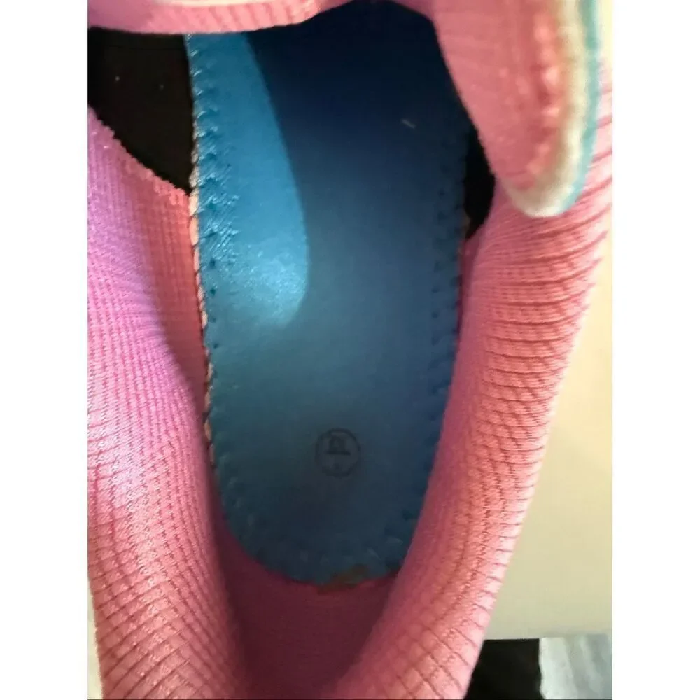 Tulle Kids Ombre Geometric Athletic Football Soccer Cleats Blue & Pink Size 1